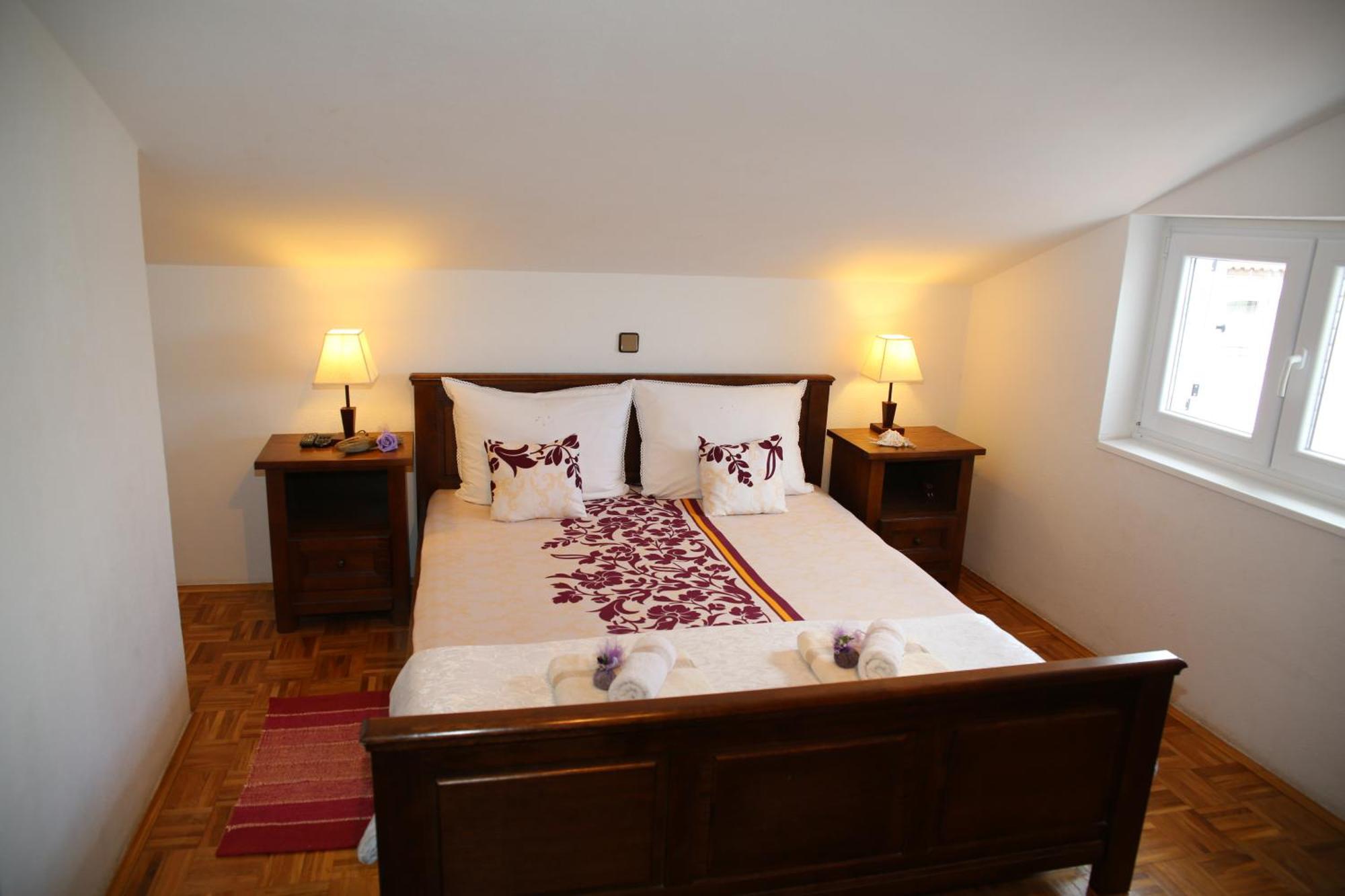 Pansion Adria Hotel Sveti Filip i Jakov Ruang foto
